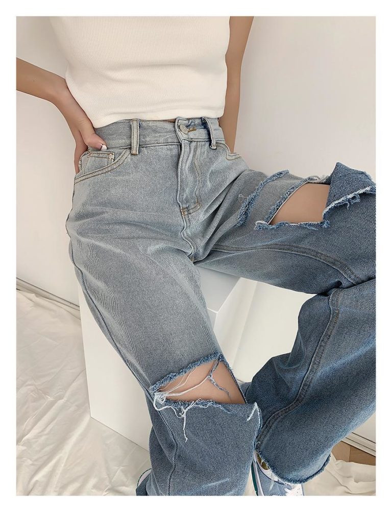 light blue ripped jeans baggy